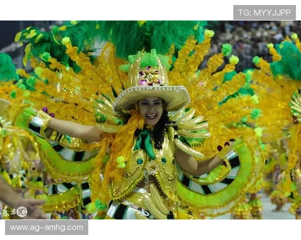 东方娱乐场:丰富的娱乐节目和精彩的表演,点燃每一夜的激情与欢愉 东方娱乐场:丰富的娱乐节目和精彩的表演,点燃每一夜的激情与欢愉